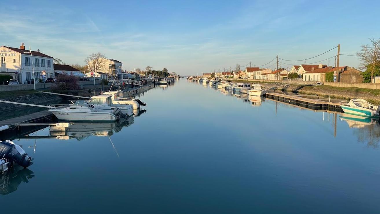 Les Bains Boyardville - Hotel Et Restaurant 외부 사진